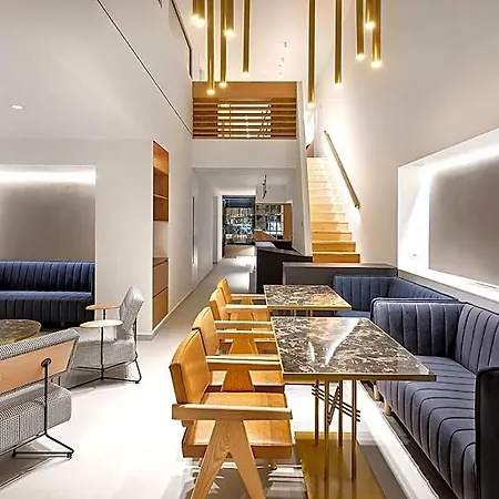 Days Aparthotel 4*
