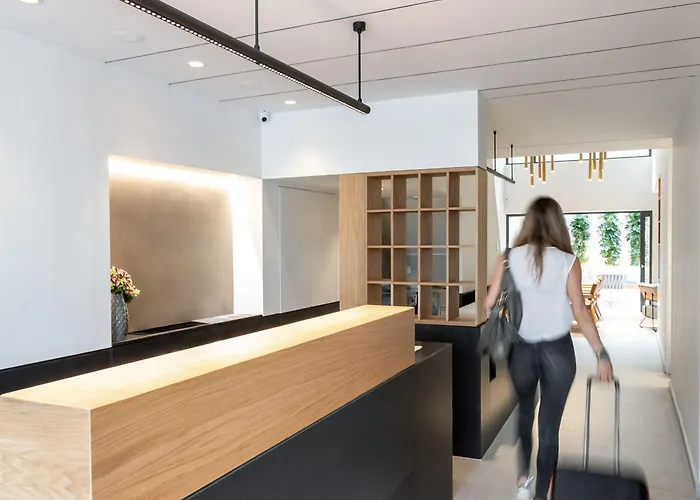 公寓式酒店 Days